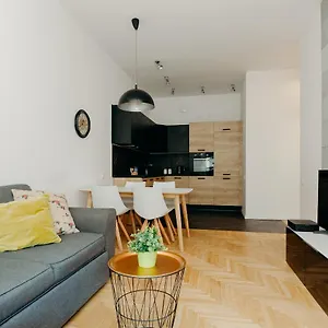 Shortstaypoland Grzybowska , Warszawa Polska